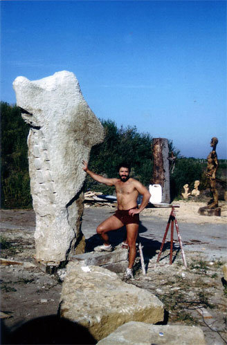 Dumitru Verdianu and his "Scream" / Andau, Austria, 1994