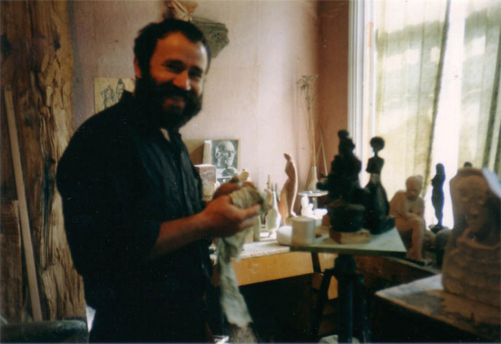 Dumitru Verdianu in his atelier / Saint Petersburg, Russia, 1998