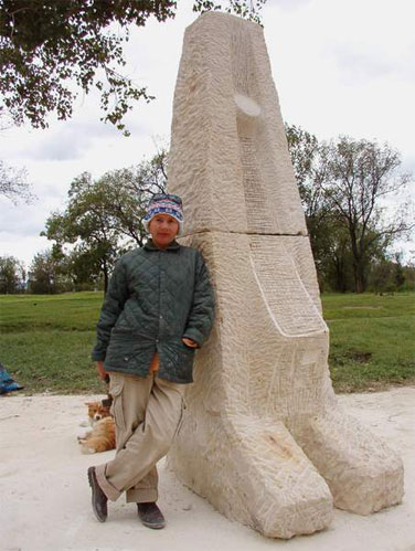 The sculptor Paraschiva Popa-Donoi